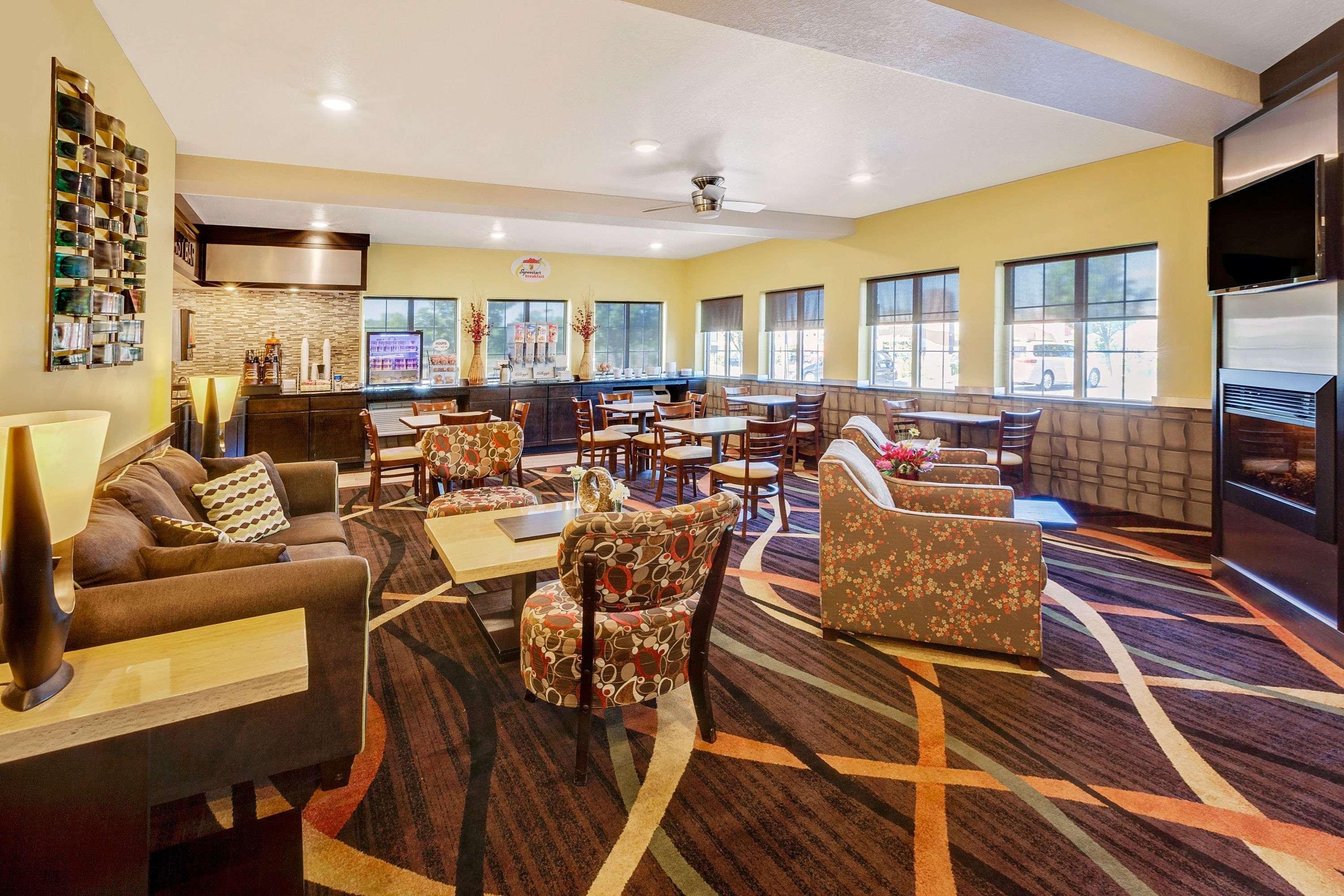 Super 8 By Wyndham Akron S/Green/Uniontown Oh Exterior foto