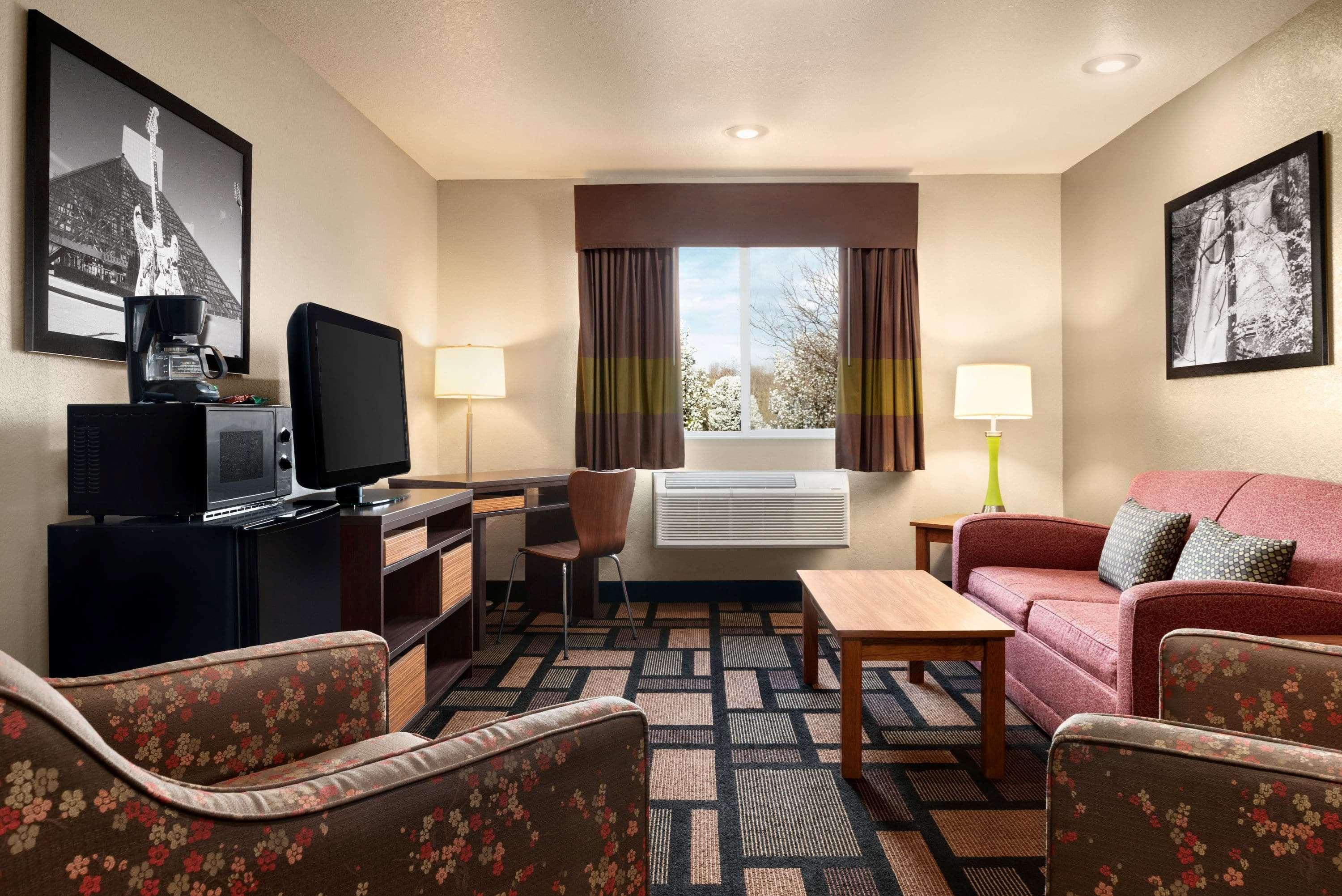 Super 8 By Wyndham Akron S/Green/Uniontown Oh Exterior foto